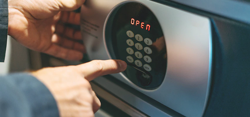 Cash Safe Openers in Laguna Beach, California