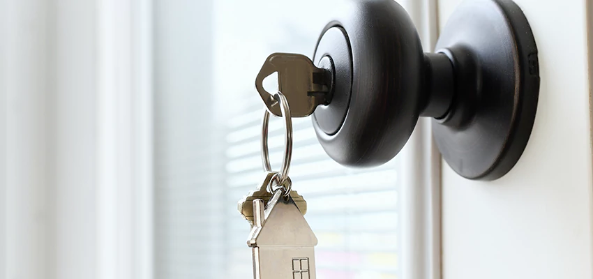 Bifold Door Knob Replacement in Laguna Beach, California