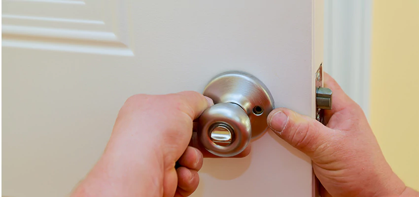 After-hours Locksmith For Lock And Key Installation in Laguna Beach, CA